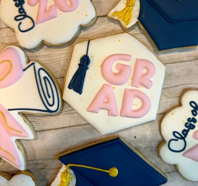 Graduation — custom decorated cookies